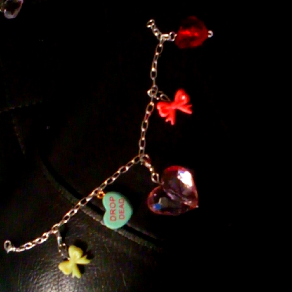Anti-valentine day bracelet
